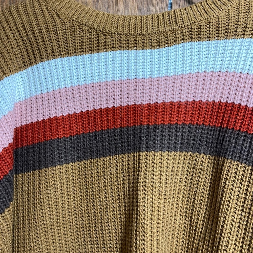 Time and Tru Sweater